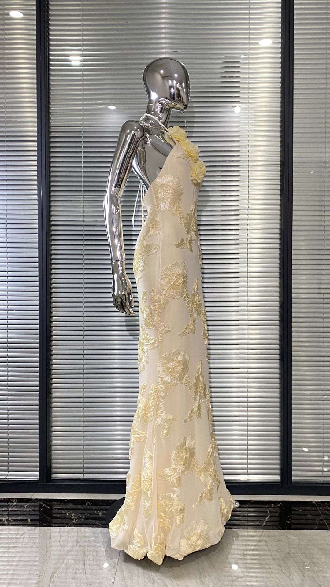 Halter Neck Jacquard Maxi Dress - vevewholesale