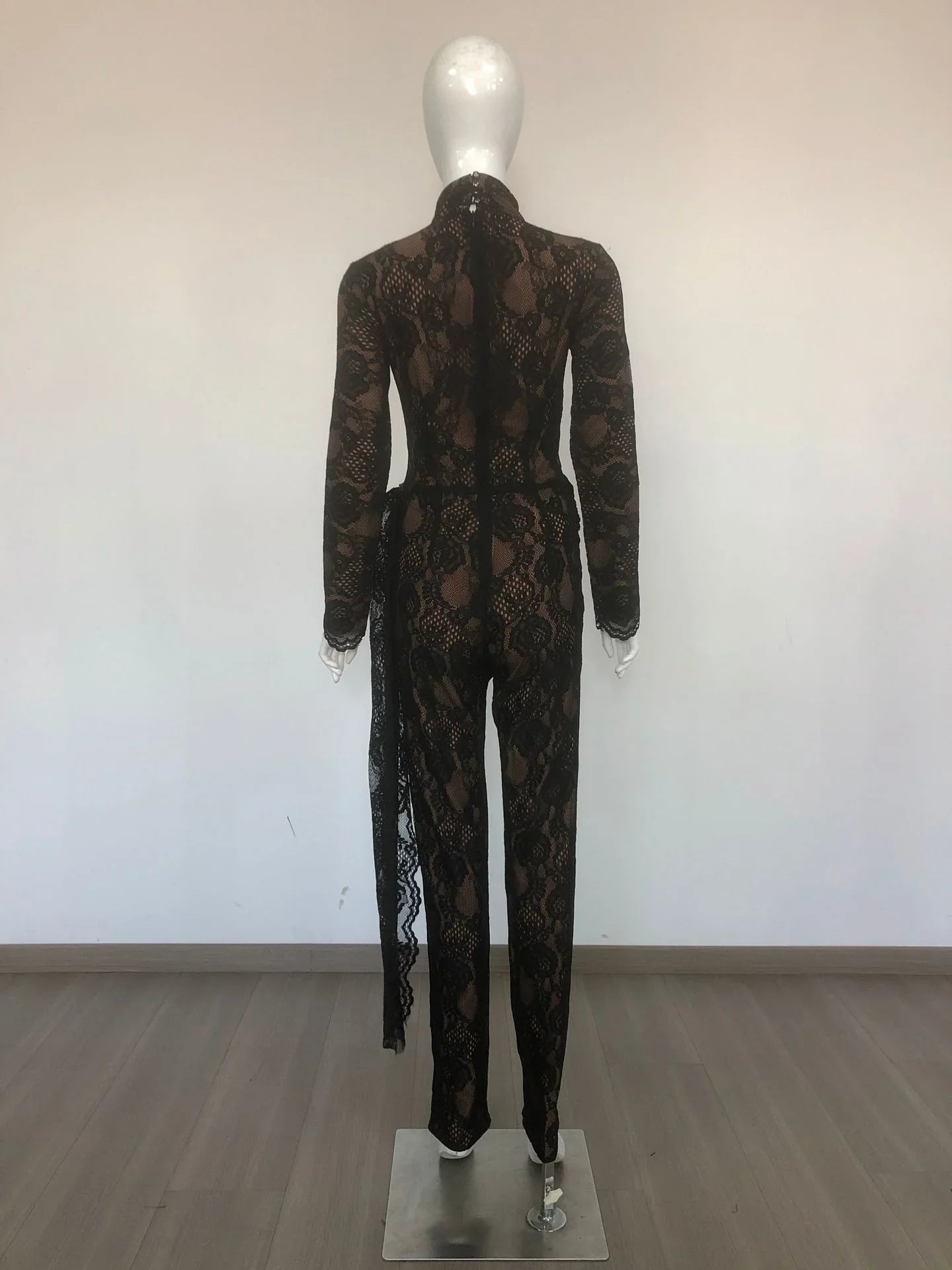 Lace Long Sleeves Jumpsuit - vevewholesale