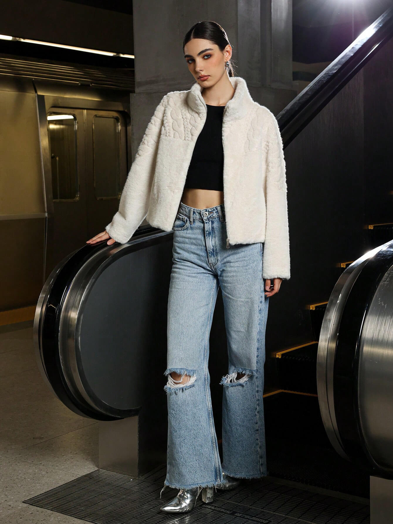 Manteau en laine à col montant