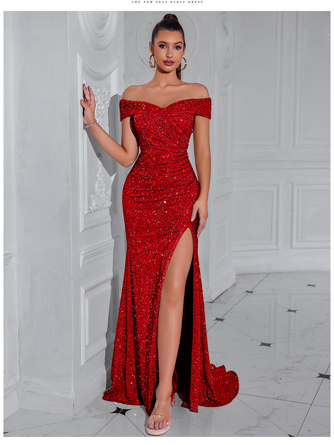 A sequined one-shoulder slit dress-red