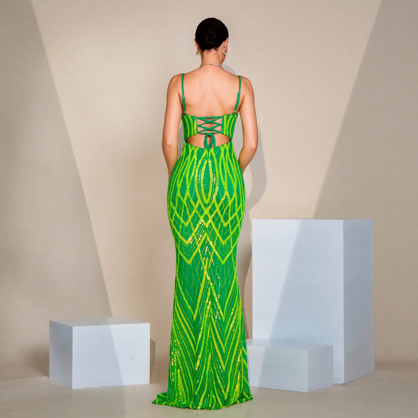 Strapless V-neck Sequined Maxi Dress - vevewholesale