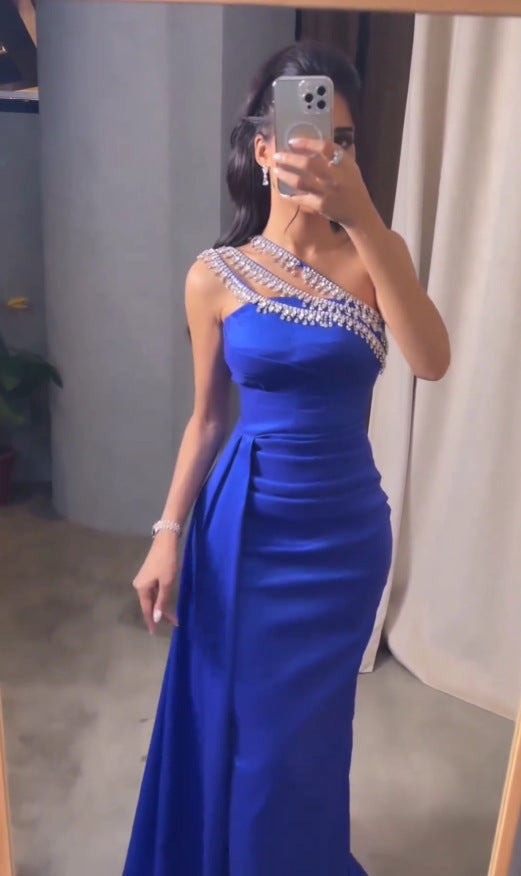 Diamond-encrusted shoulder - vevewholesale