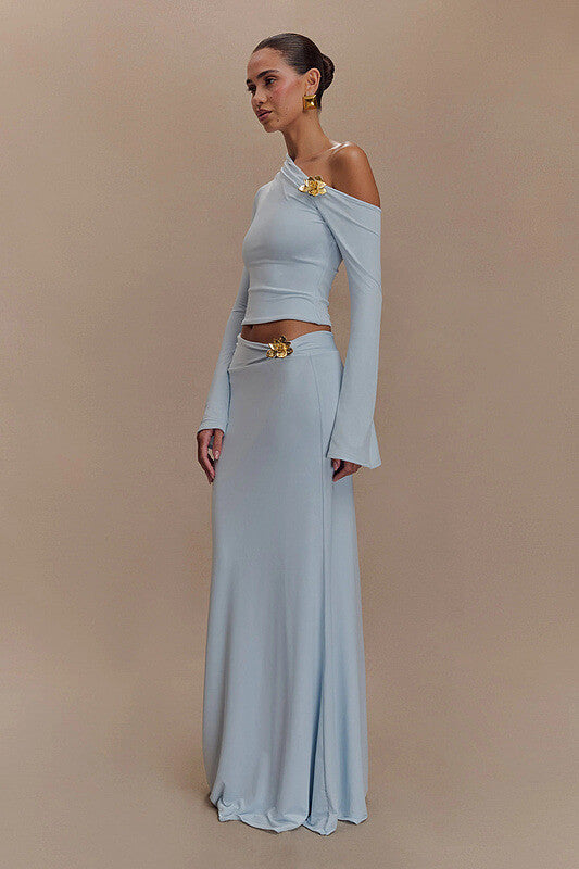 Elegante Conjunto de Vestido Largo de Talle Alto