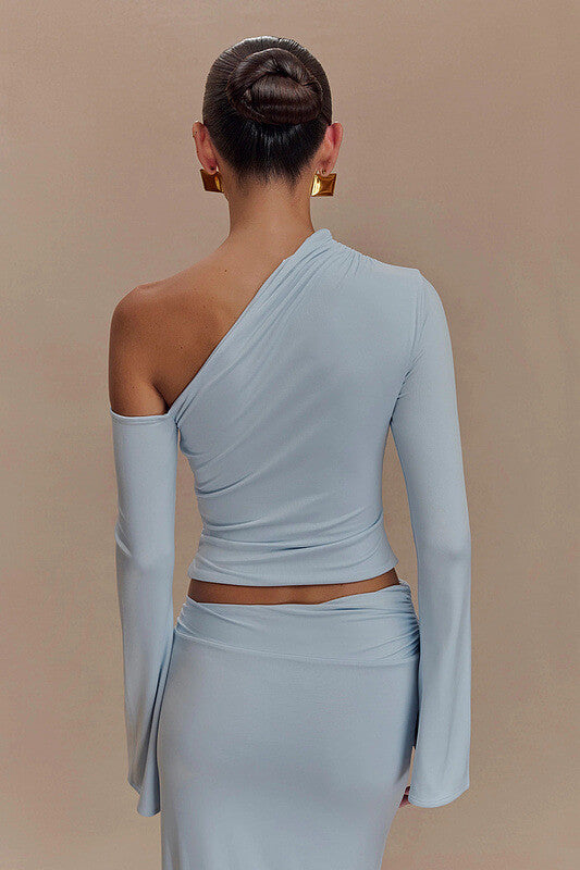 Elegante Conjunto de Vestido Largo de Talle Alto