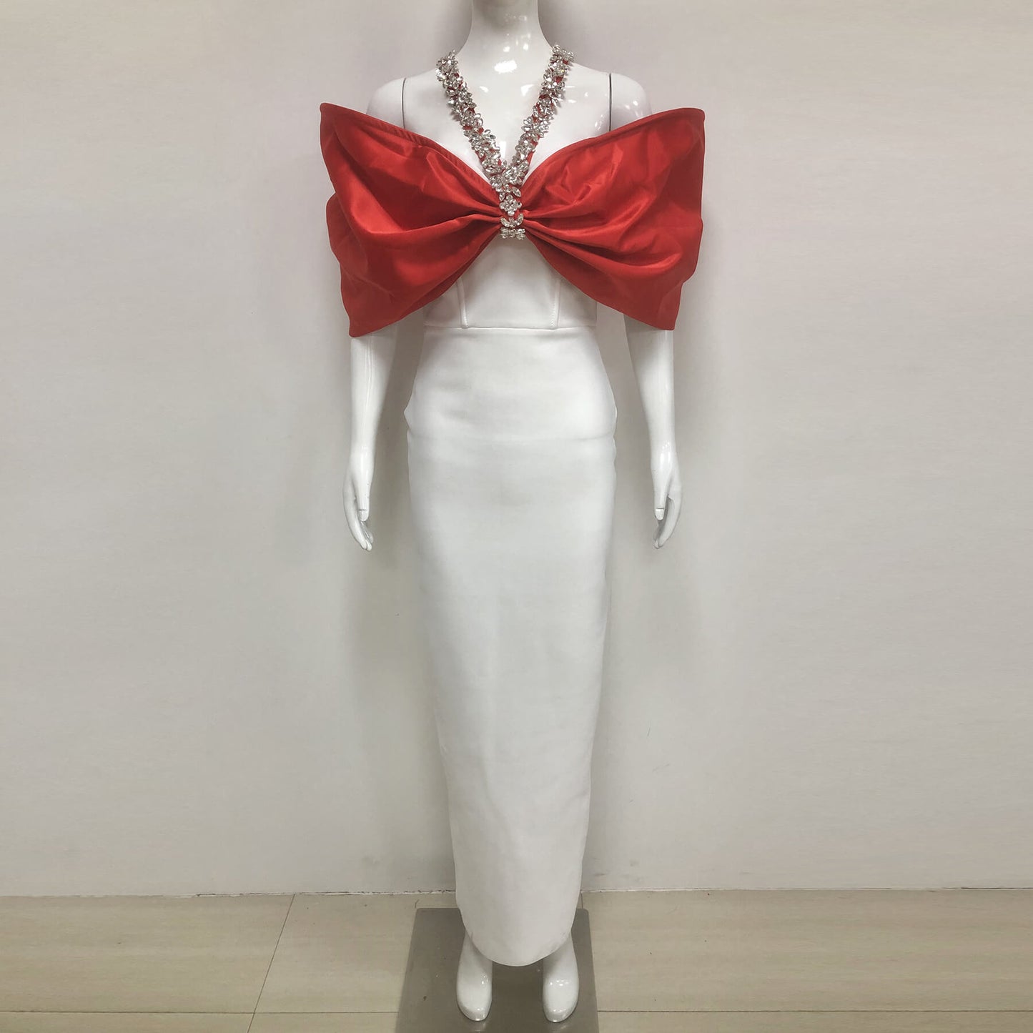 Halter-Neck Off-The-Shoulder Bandage Dress