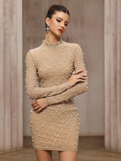 Robe portefeuille en maille perlée