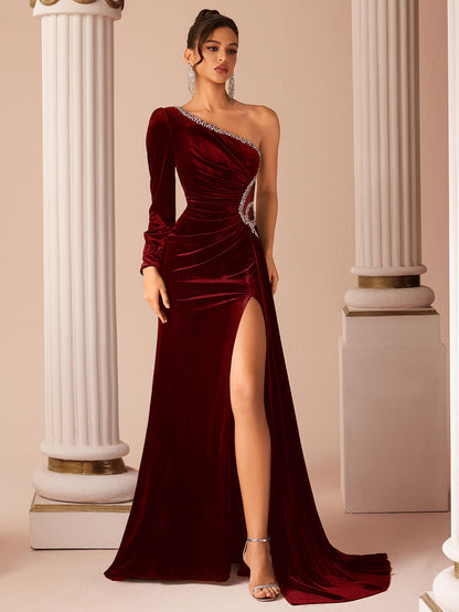 Robe de soirée fendue en velours à une épaule - Rouge vin