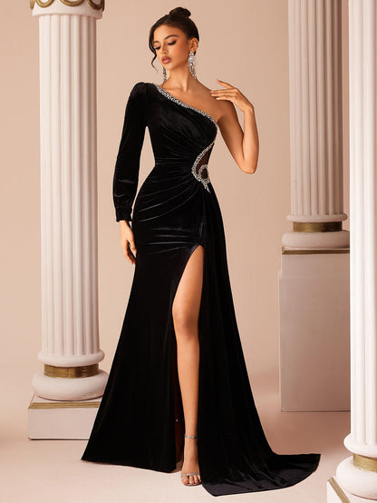 One Shoulder Velvet Split Evening Dress-Black