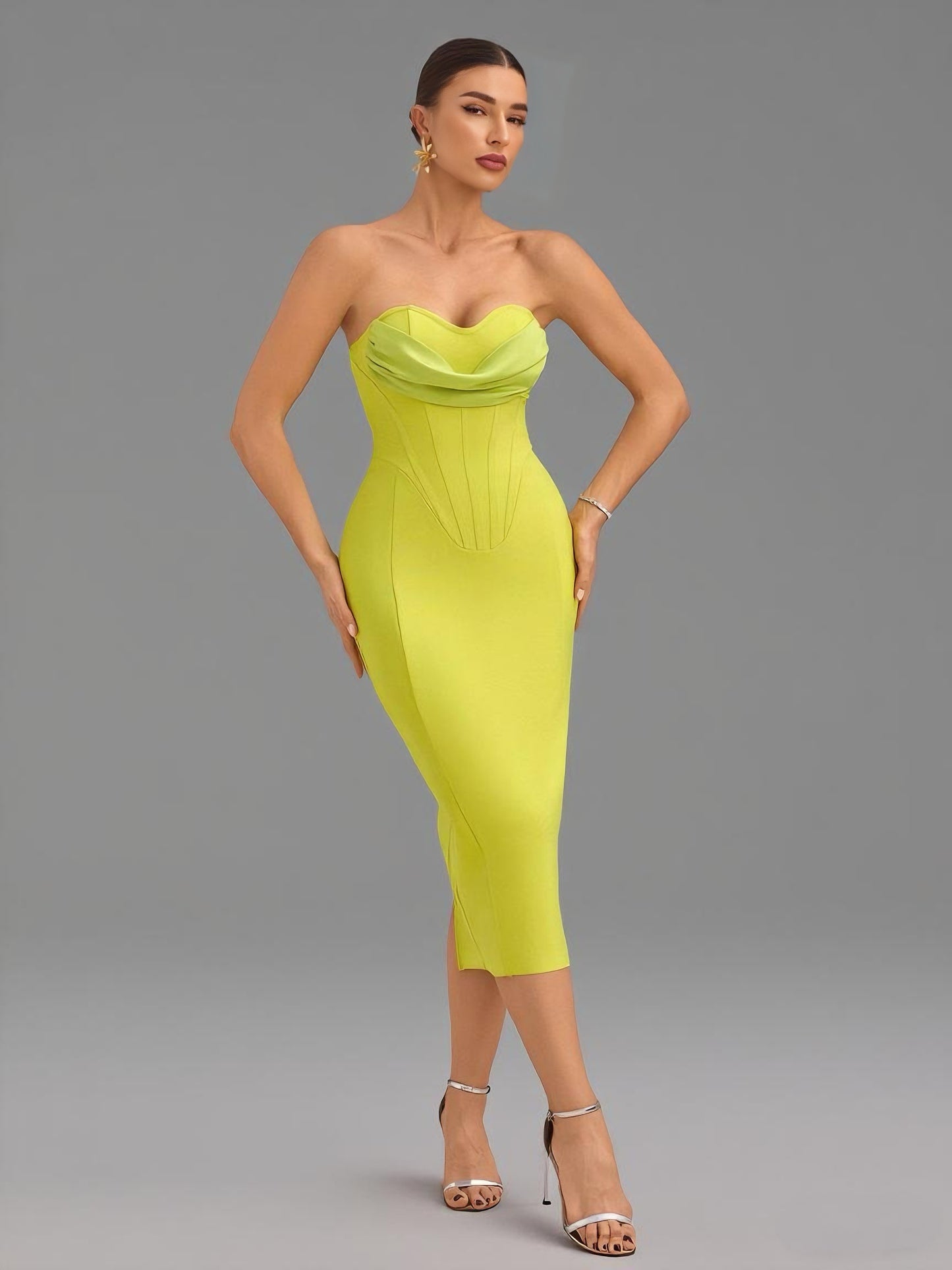 Robe midi dos nu sans bretelles
